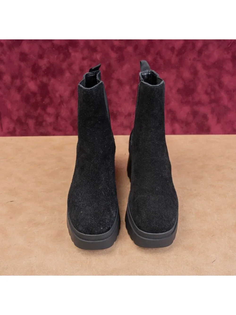 Calvin Klein Women Nevia Black Suede Platform Slip on Chelsea Ankle Boots sz 8